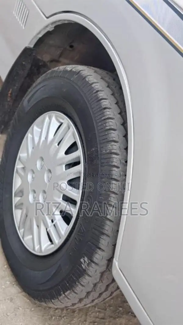 Mazda Vanette 2002 Van (Used)