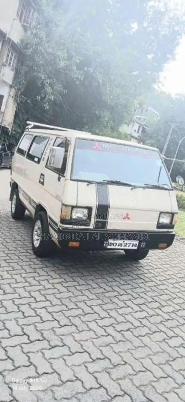 Mitsubishi L300 1984 Van (Used)