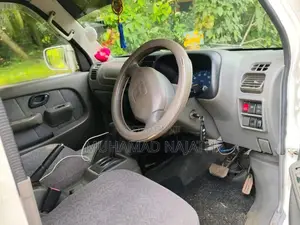 Suzuki Every Wagon 2006 Van (Used)