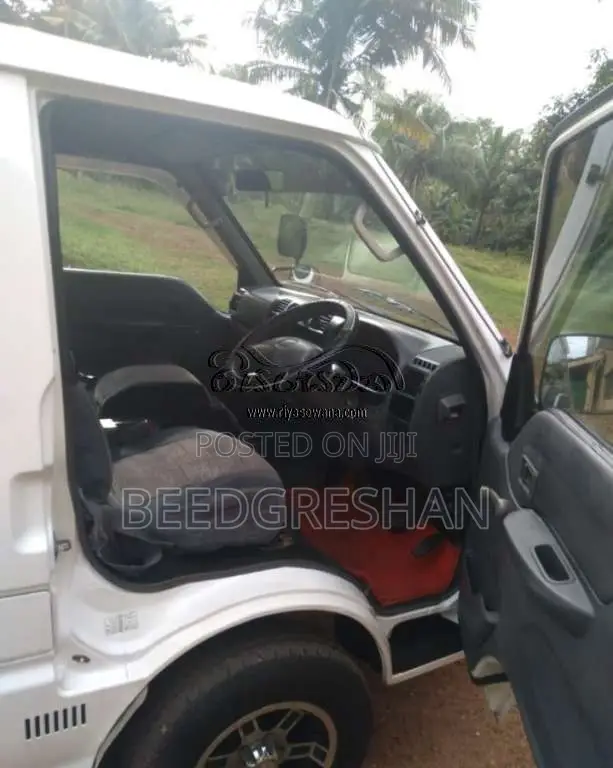 Nissan Vanette 2001 Van (Used)
