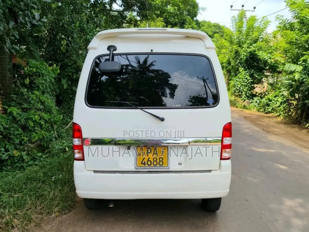 Suzuki Every Wagon 2006 Van (Used)