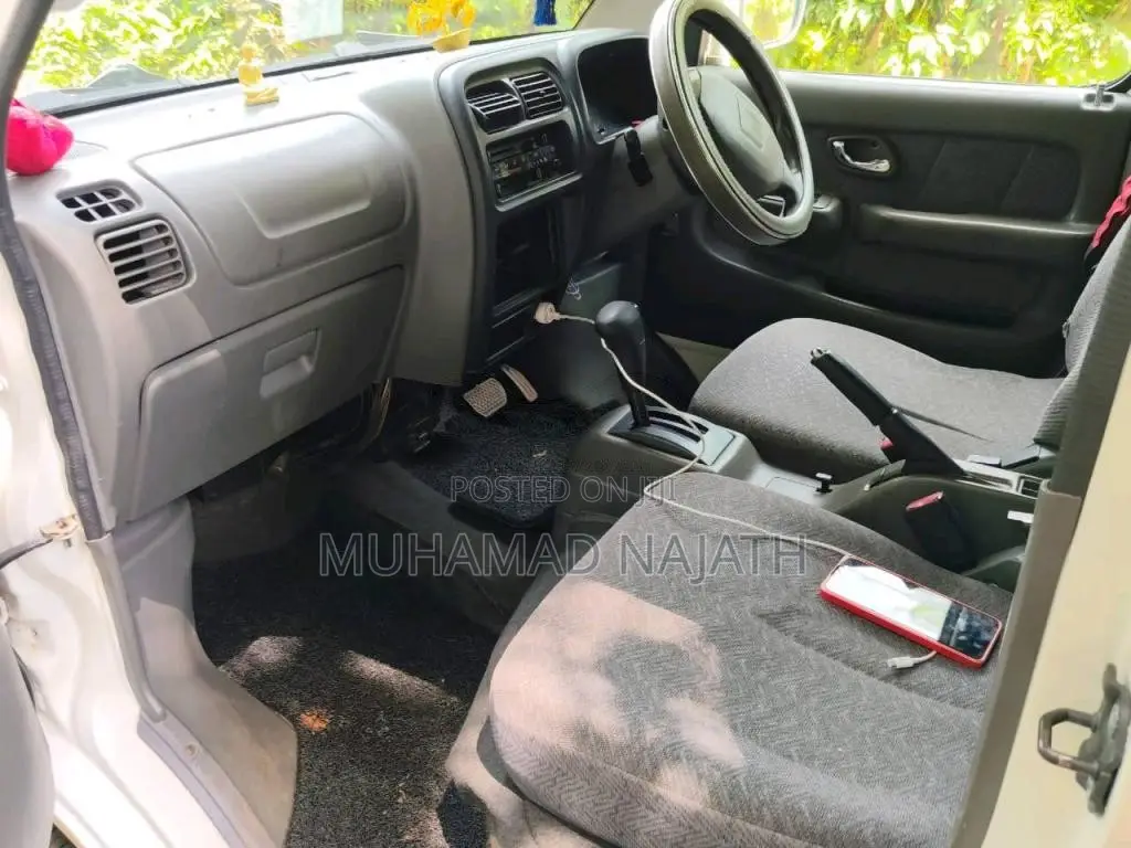 Suzuki Every Wagon 2006 Van (Used)