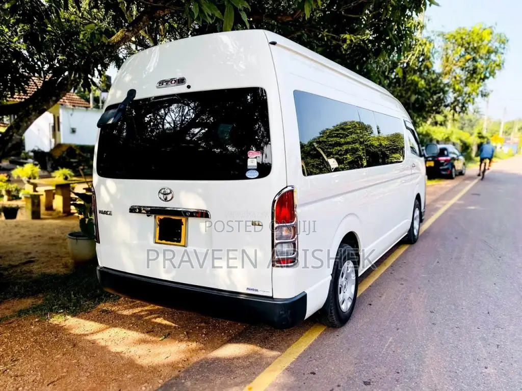 Toyota KDH 223 High Roof 2016 Van (Used)