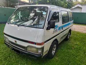 Isuzu Fargo 1994 Van (Used)
