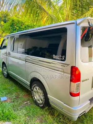 Toyota KDH 201 GL 2007 Van (Used)