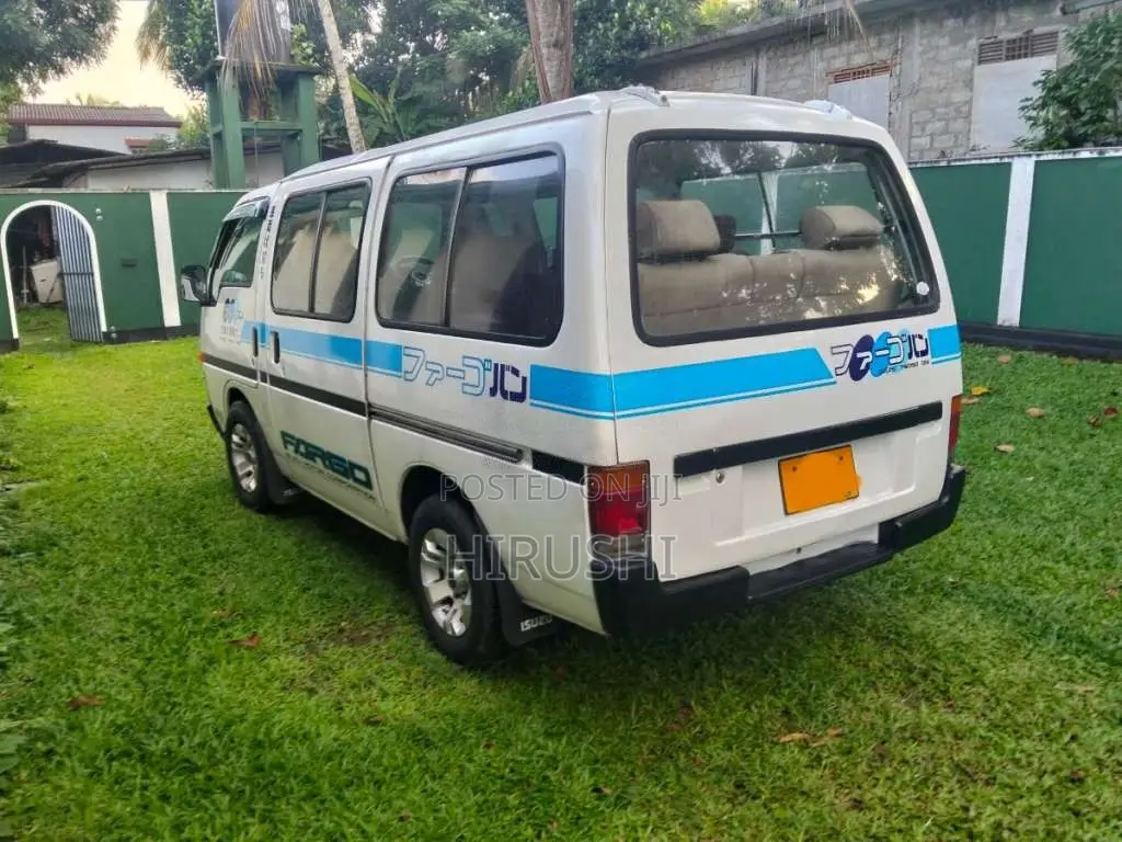 Isuzu Fargo 1994 Van (Used)