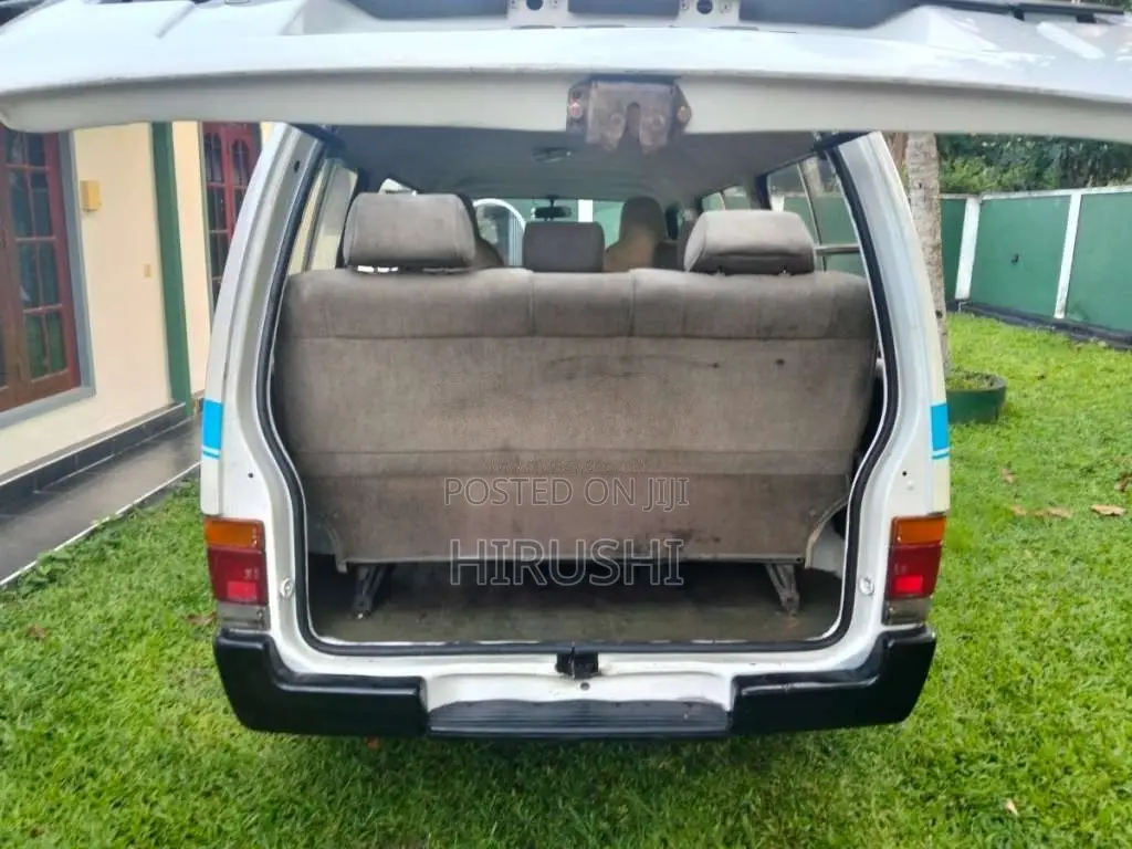 Isuzu Fargo 1994 Van (Used)