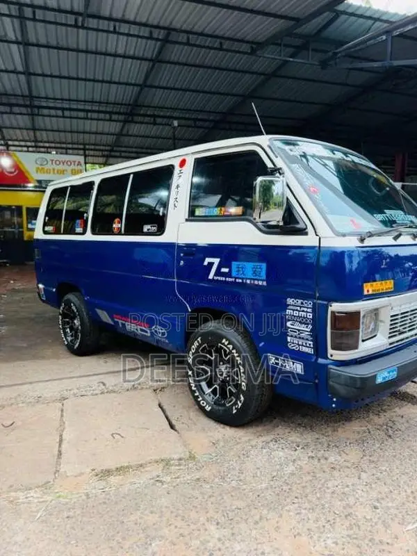 Toyota HIACE 1989 Van (Used)