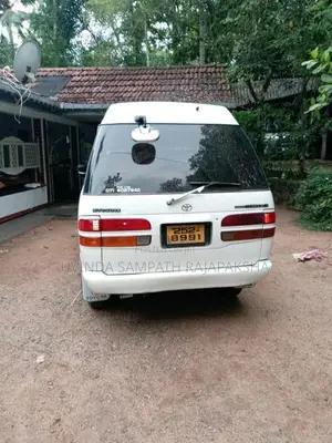 Toyota Lotto CR36 1994 Van (Used)