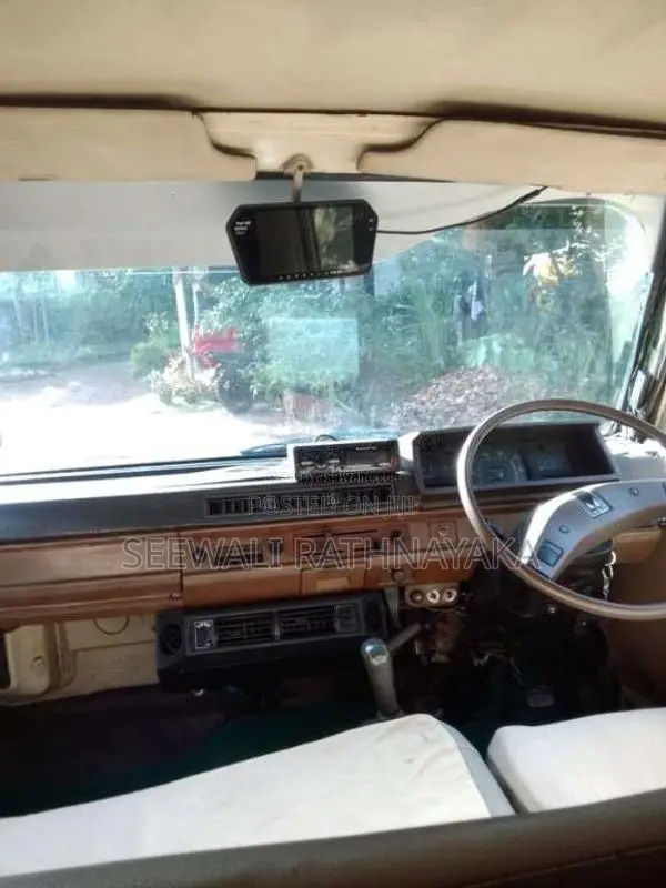 Mitsubishi L300 1981 Van (Used)