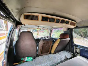 Toyota LH30 1980 Van (Used)