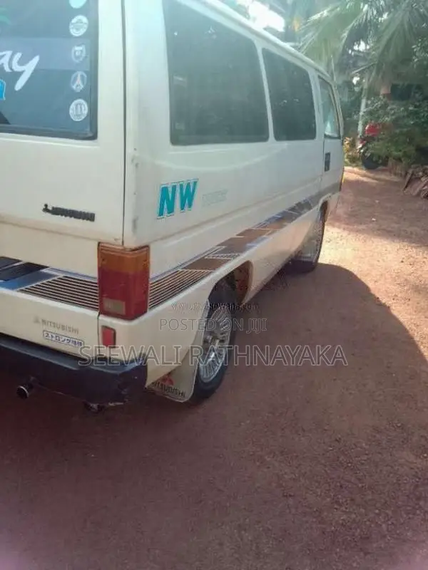 Mitsubishi L300 1981 Van (Used)