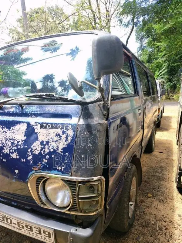 Toyota LH30 1980 Van (Used)