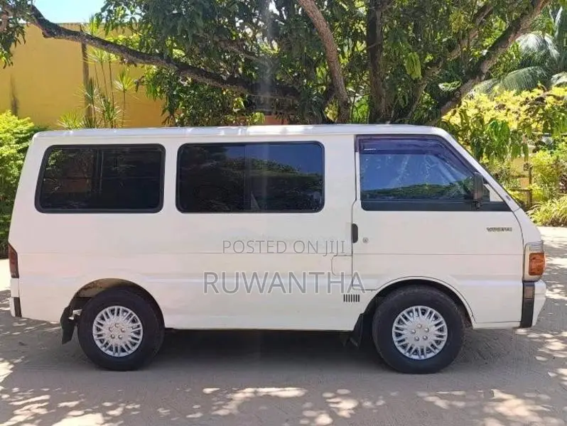 Nissan Vanette 1995 Van (Used)