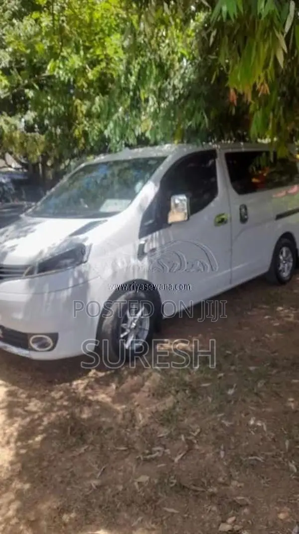 Nissan NV200 2012 Van (Used)