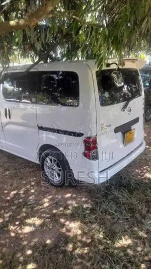Nissan NV200 2012 Van (Used)