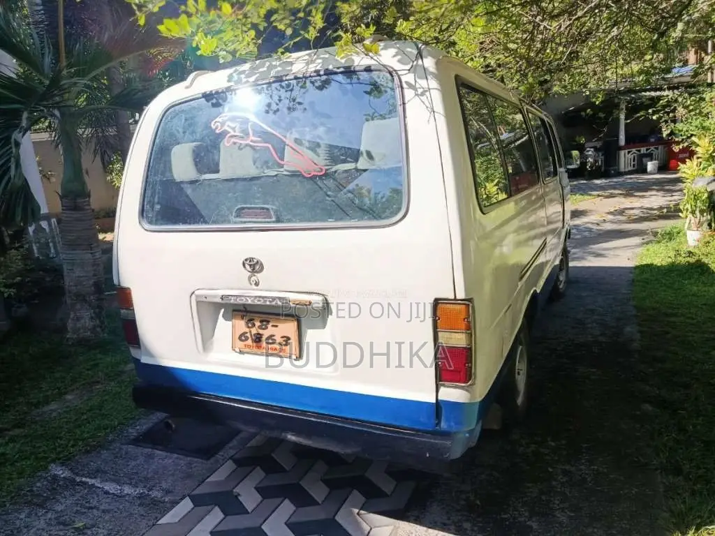 Toyota LH30 1981 Van (Used)
