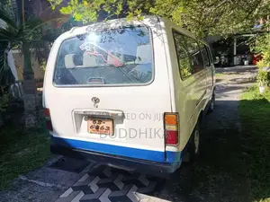 Toyota LH30 1981 Van (Used)
