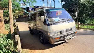 Nissan Caravan 1996 Van (Used)
