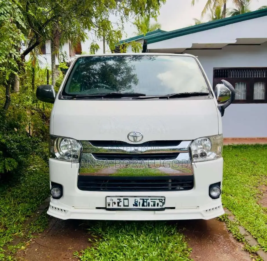 Toyota KDH 2007 Van (Used)