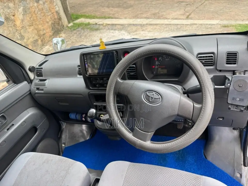 Toyota Pixis 2018 Van (Used)