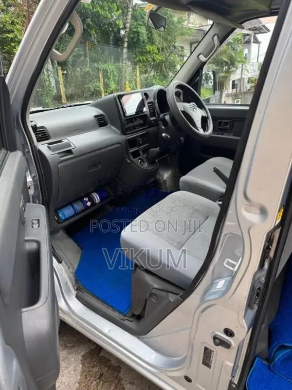 Toyota Pixis 2018 Van (Used)