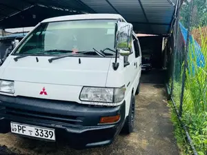 Mitsubishi Po15 2013 Van (Used)