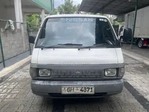 Nissan Vanette 2002 Van (Used)