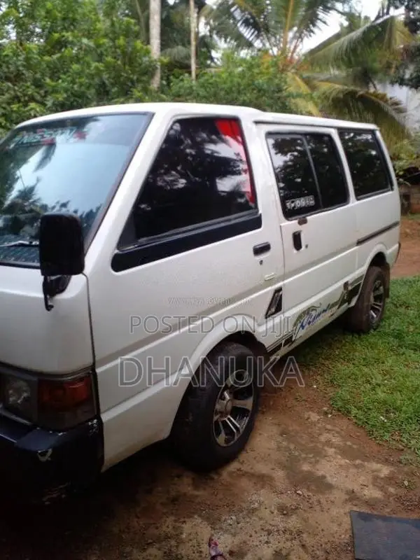 Nissan Vanette 1986 Van (Used)