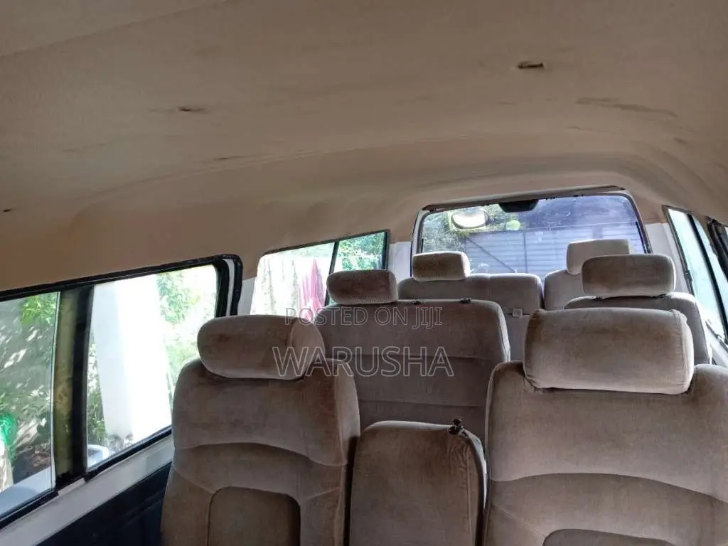 Nissan Caravan 1999 Van (Used)