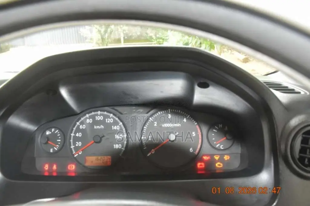 Nissan Caravan E25 2007 Van (Used)