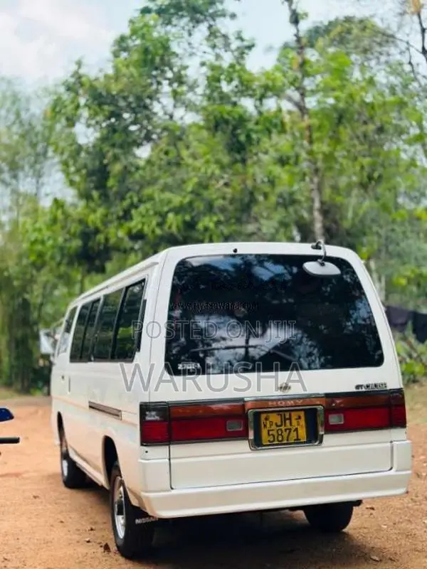 Nissan Caravan 1999 Van (Used)
