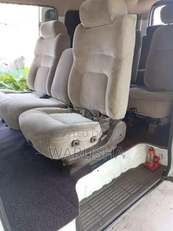 Nissan Caravan 1999 Van (Used)