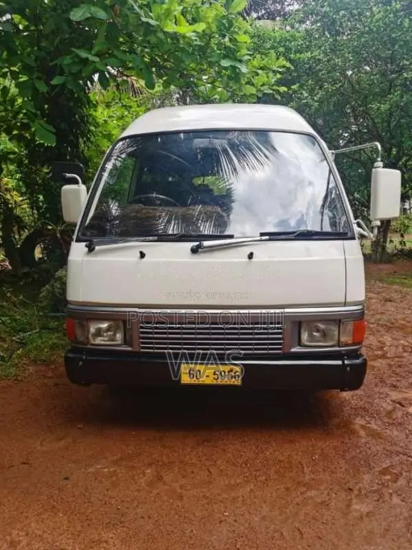 Nissan Caravan 1983 Van (Used)