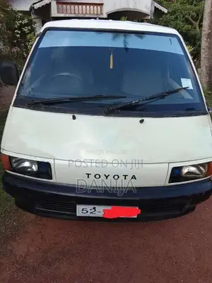 Toyota TownAce 27 1988 Van (Used)