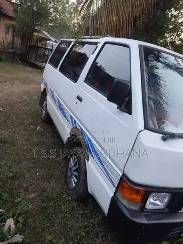 Nissan Vanette 1985 Van (Used)