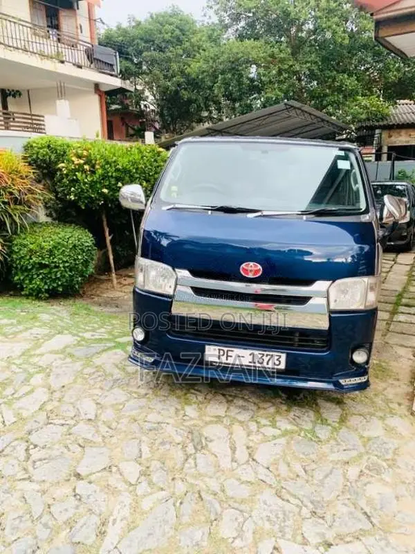 Toyota KDH 2007 Van (Used)