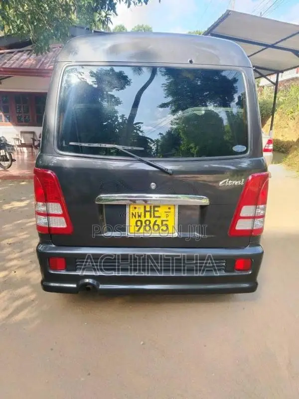 Daihatsu Hijet 1999 Van (Used)