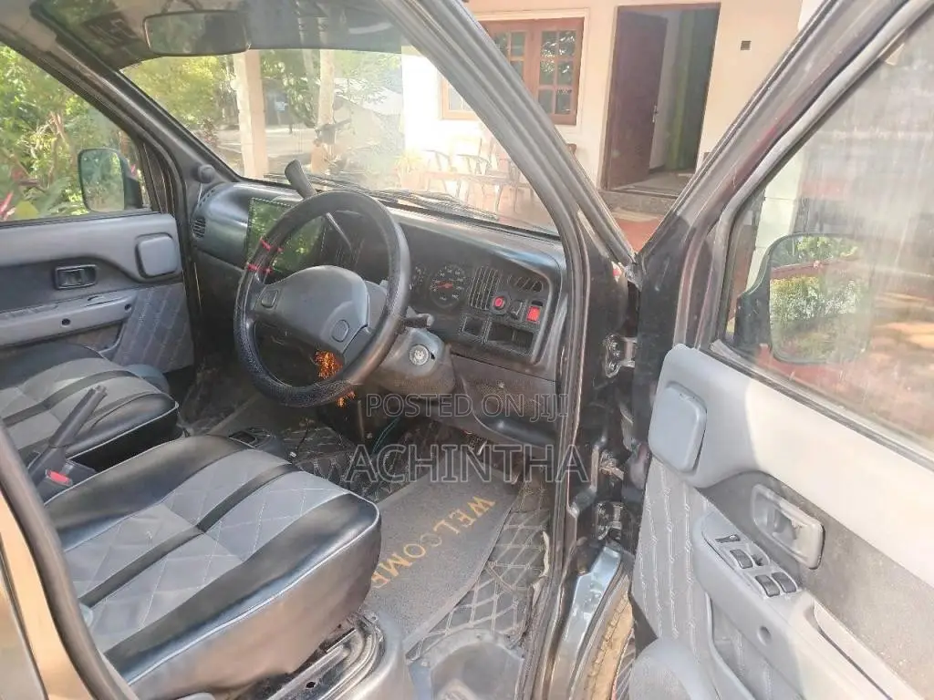 Daihatsu Hijet 1999 Van (Used)