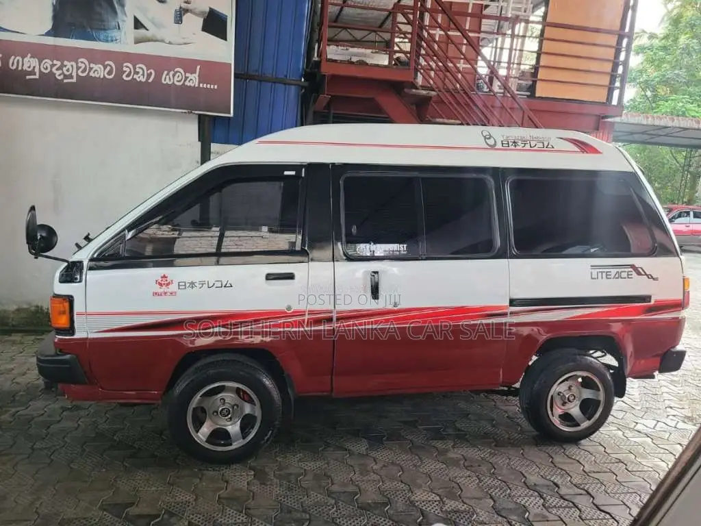Toyota LiteAce 1989 Van (Used)