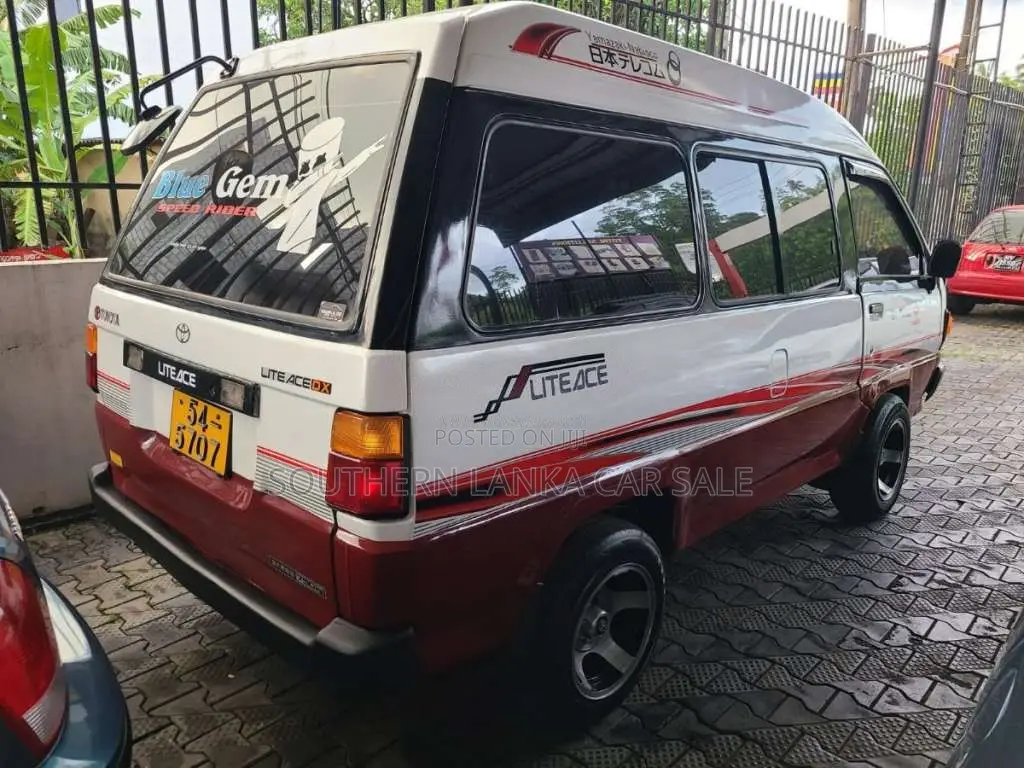 Toyota LiteAce 1989 Van (Used)