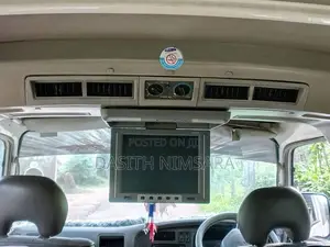 Nissan Caravan 1996 Van (Used)