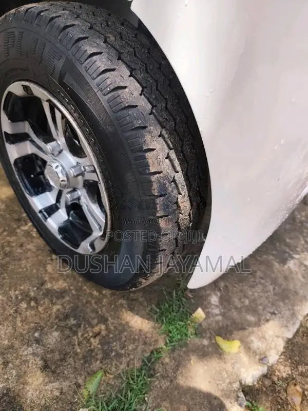 Daihatsu Hijet 2016 Van (Used)