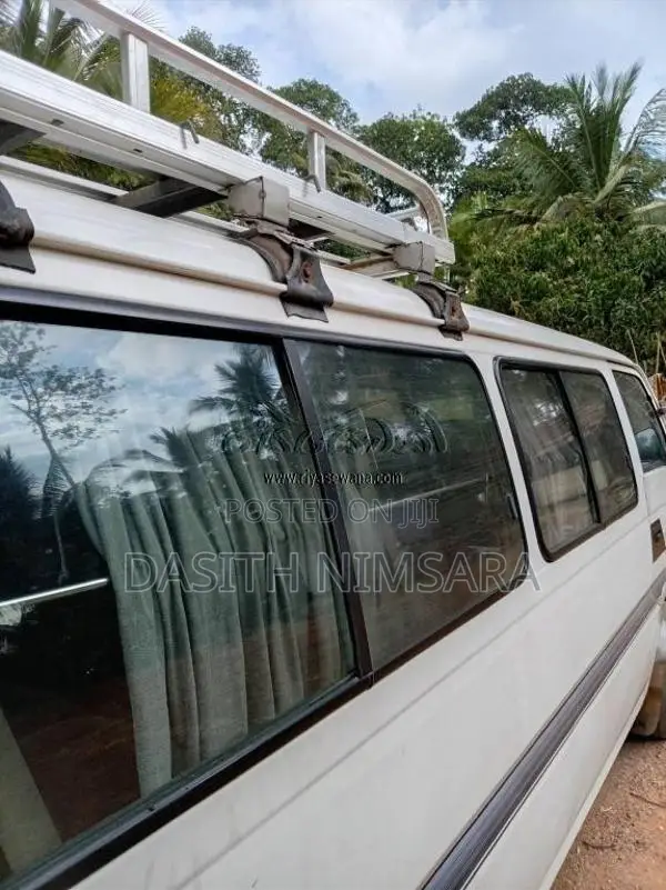 Nissan Caravan 1996 Van (Used)