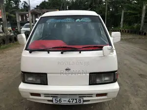 Nissan Vanette 1991 Van (Used)