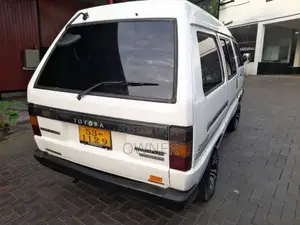 Toyota TownAce 1988 Van (Used)