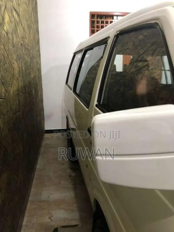 Nissan Vanette 1991 Van (Used)