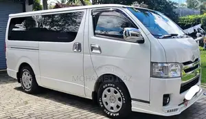 Toyota KDH 2015 Van (Used)
