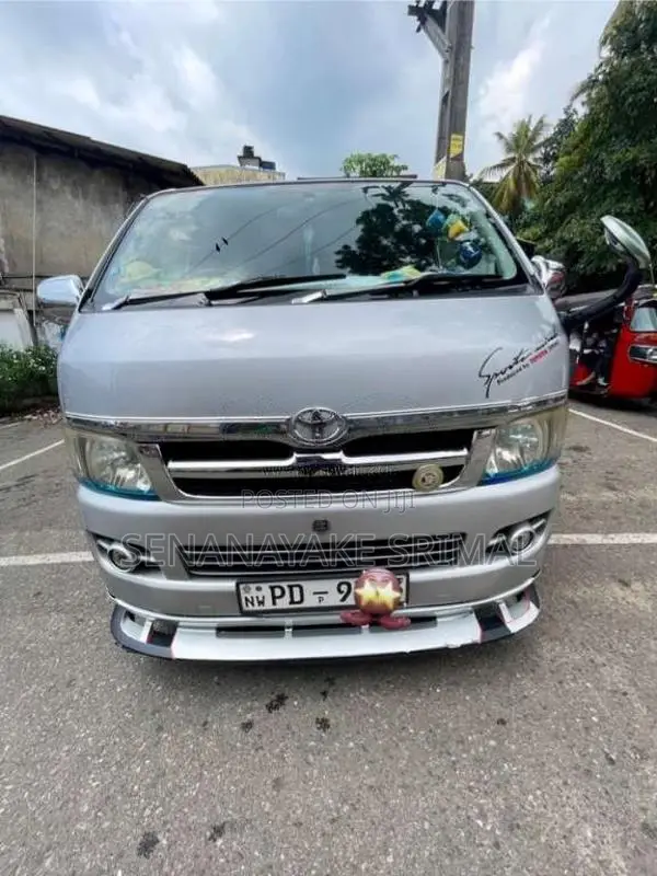 Toyota KDH Flat Roof HIACE 2006 Van (Used)