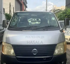 Nissan Caravan 2011 Van (Used)